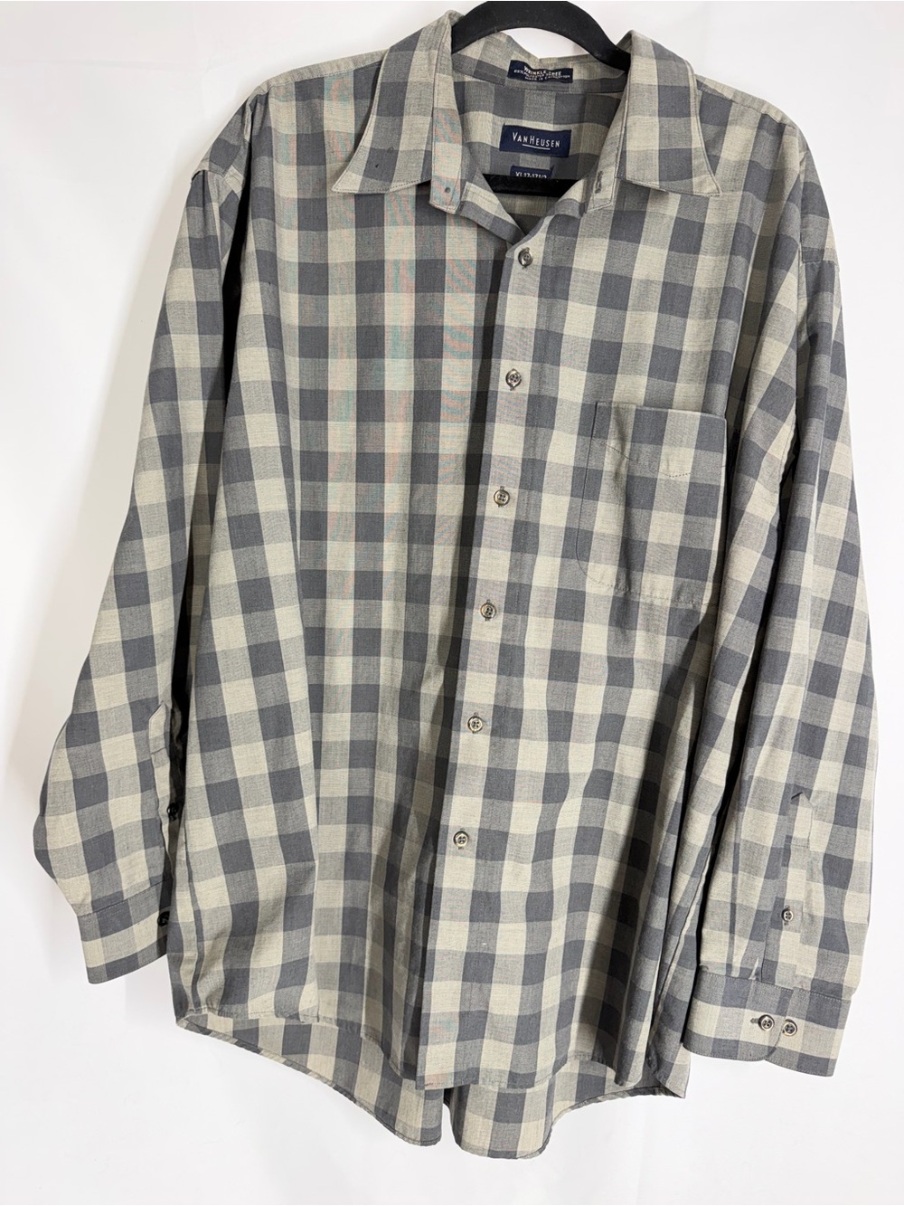Van Heusen Men's Gray and Cream Plaid Button-Down Shirt